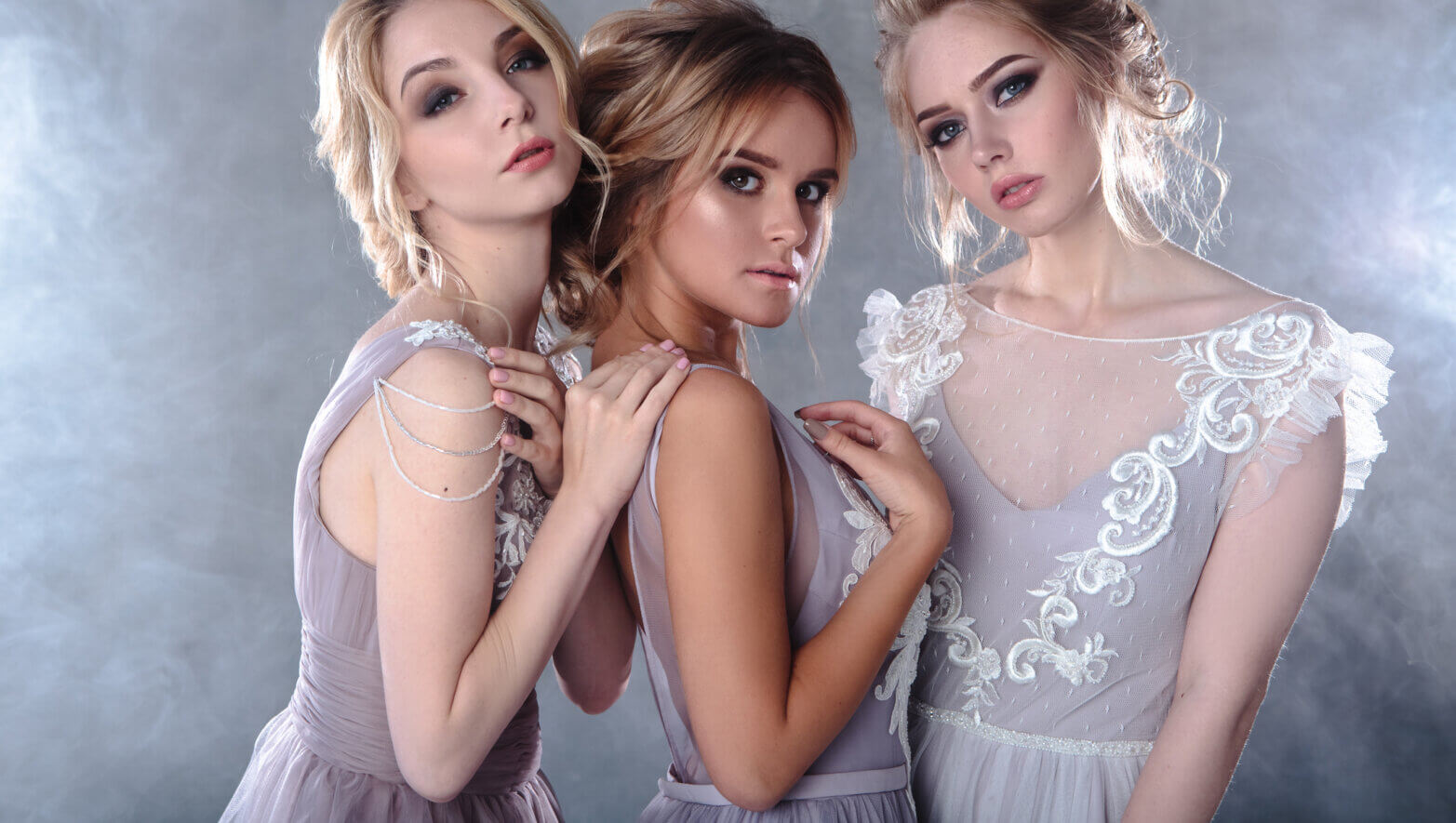 three blonde models