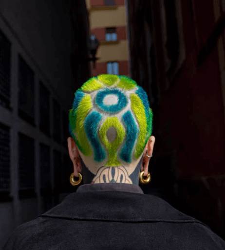 color blocked hair in a geometric patterns