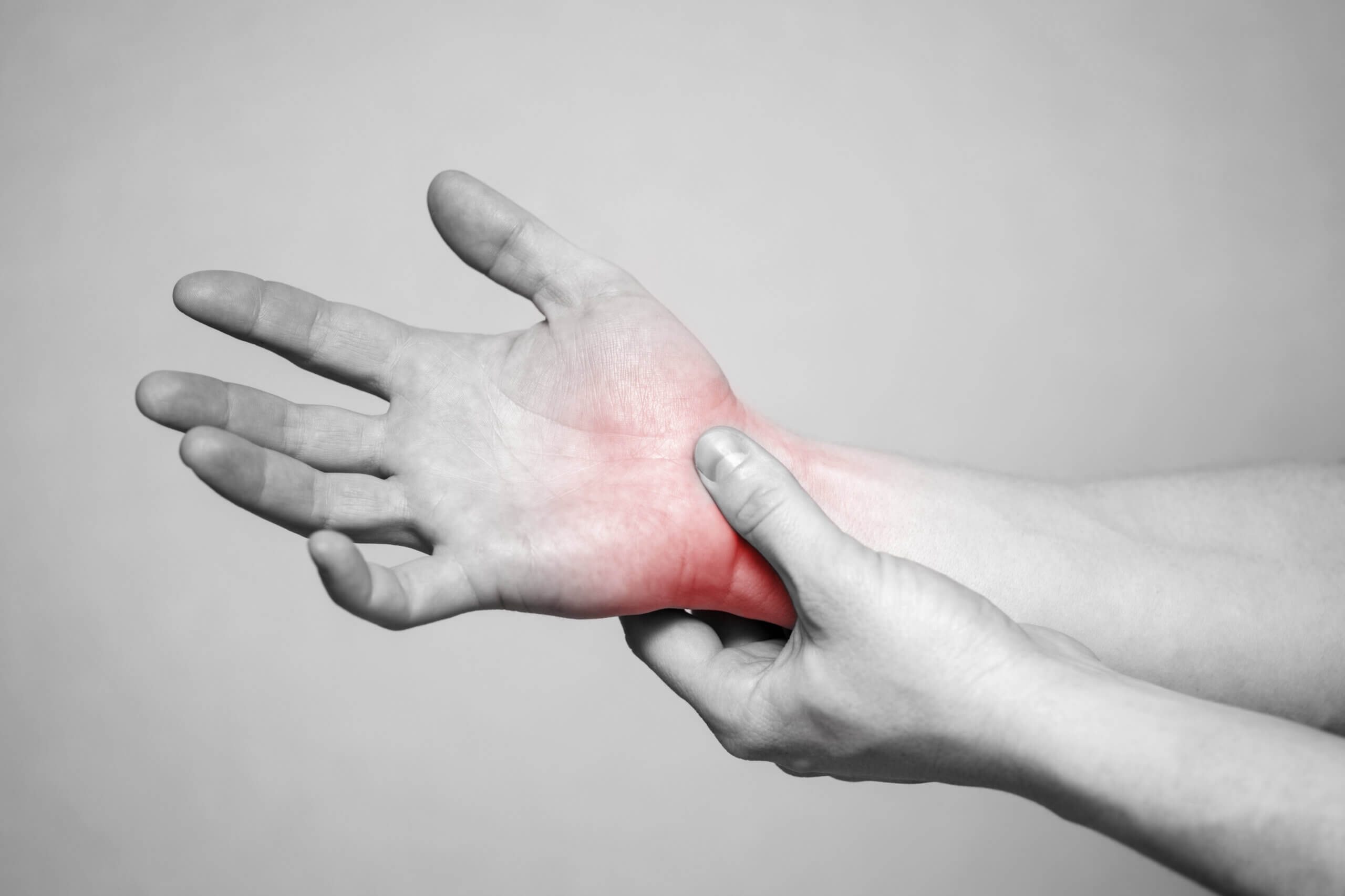 pain joints hands carpal tunnel syndrome hand injury feeling pain-health-care medical concept 